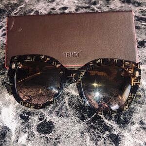 FENDI print sunglasses